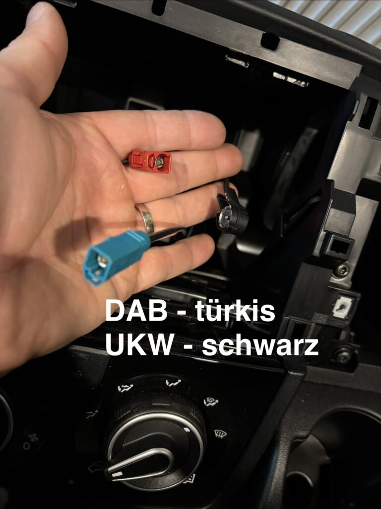 Fiat Ducato 8 UKW und DAB Antenne